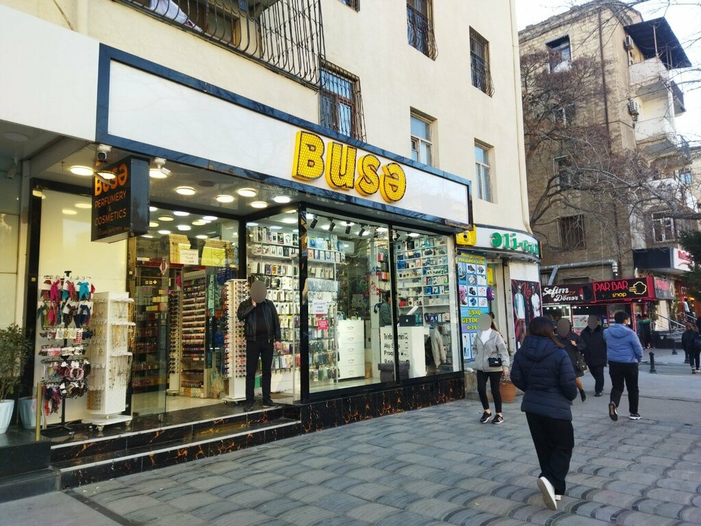 Busənin real məhsul rəfləri